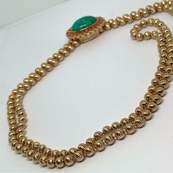 Vintage 70’s D&E Juliana made for Avon Ming Green Adjustable Gold-tone Necklace. - Picture 2 of 7